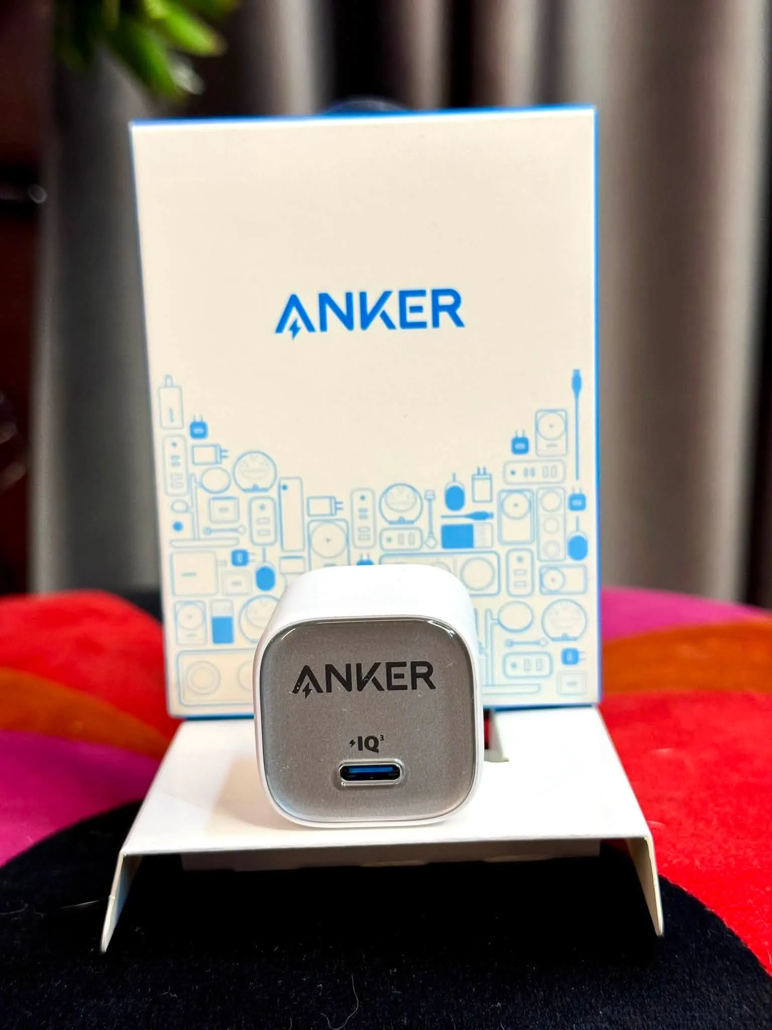 anker-zoloa2699-20w-type-c-charger
