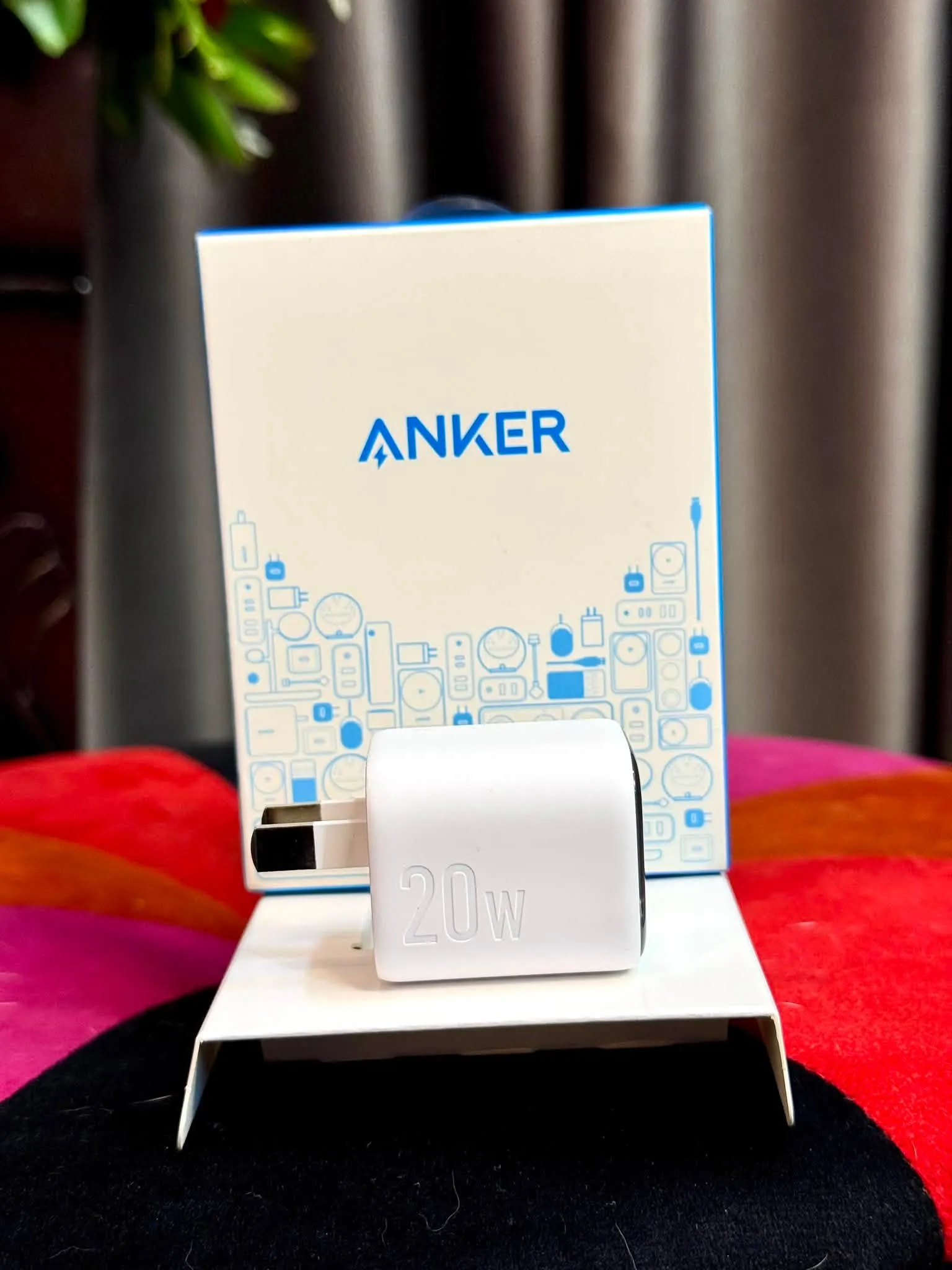 anker-zoloa2699-20w-type-c-charger